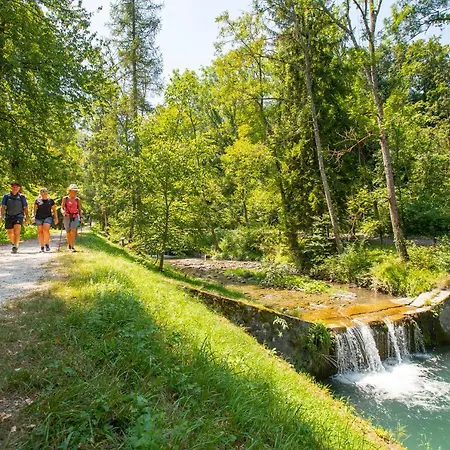 Radiana Aparthotel 3*